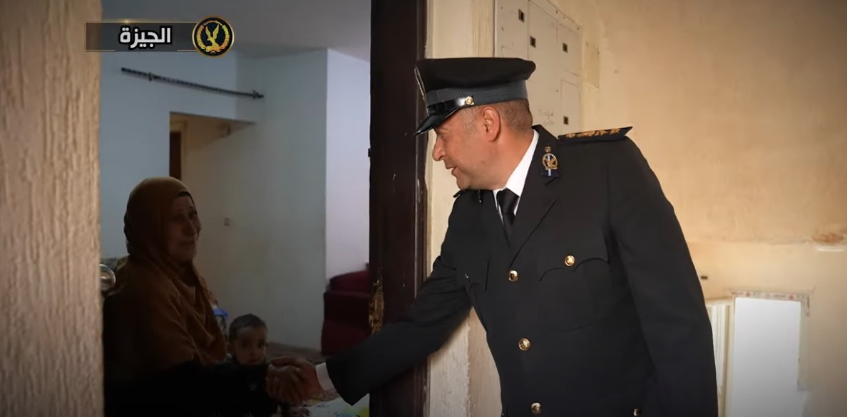 الداخلية تطلق مبادرة مأموري أقسام الشرطة لتوزيع المساعدات العينية بالمجان على الأسر&nbsp;