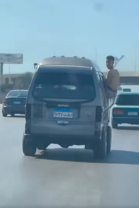 بالفيديو.. استعراض البلطجة في عز النهار على طريق الإسكندرية الصحراوي&nbsp;