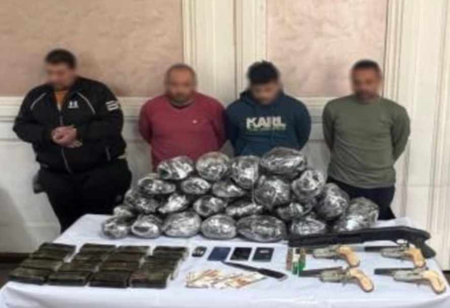 خلال مواجهة نارية مع الداخلية.. مصرع عنصر جنائي وضبط مخدرات بـ73 مليون