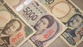 صعود الين مع إبقاء بنك اليابان سعر الفائدة دون تغيير