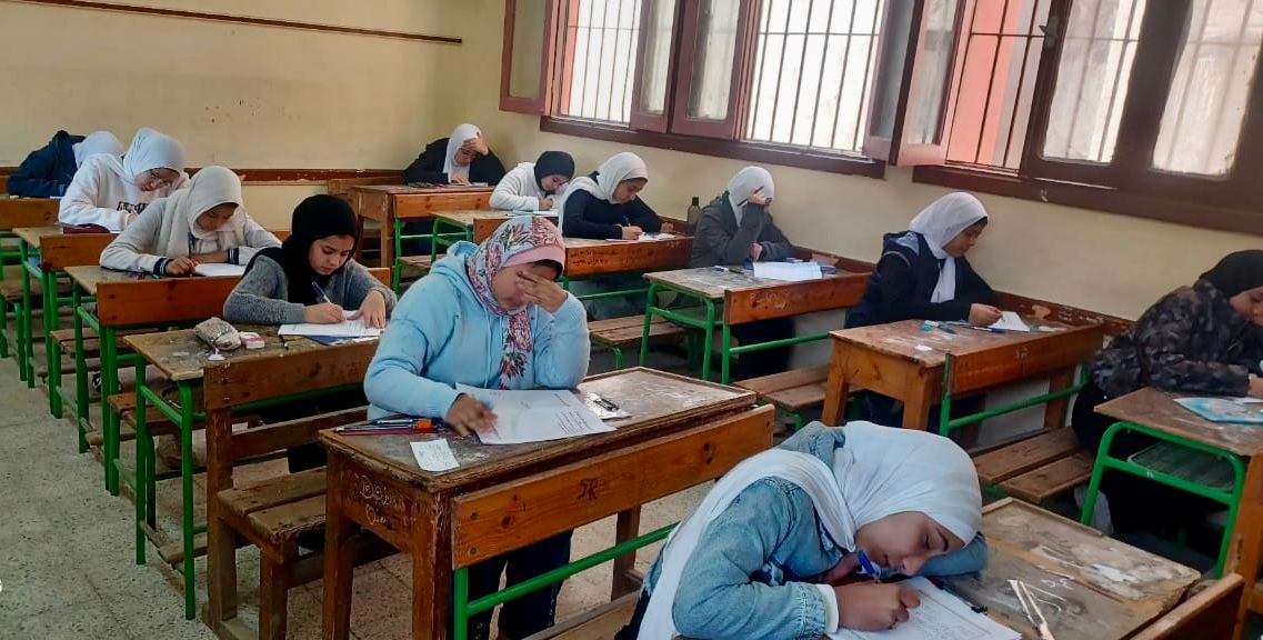 امتحانات الشهادة الإعدادية
