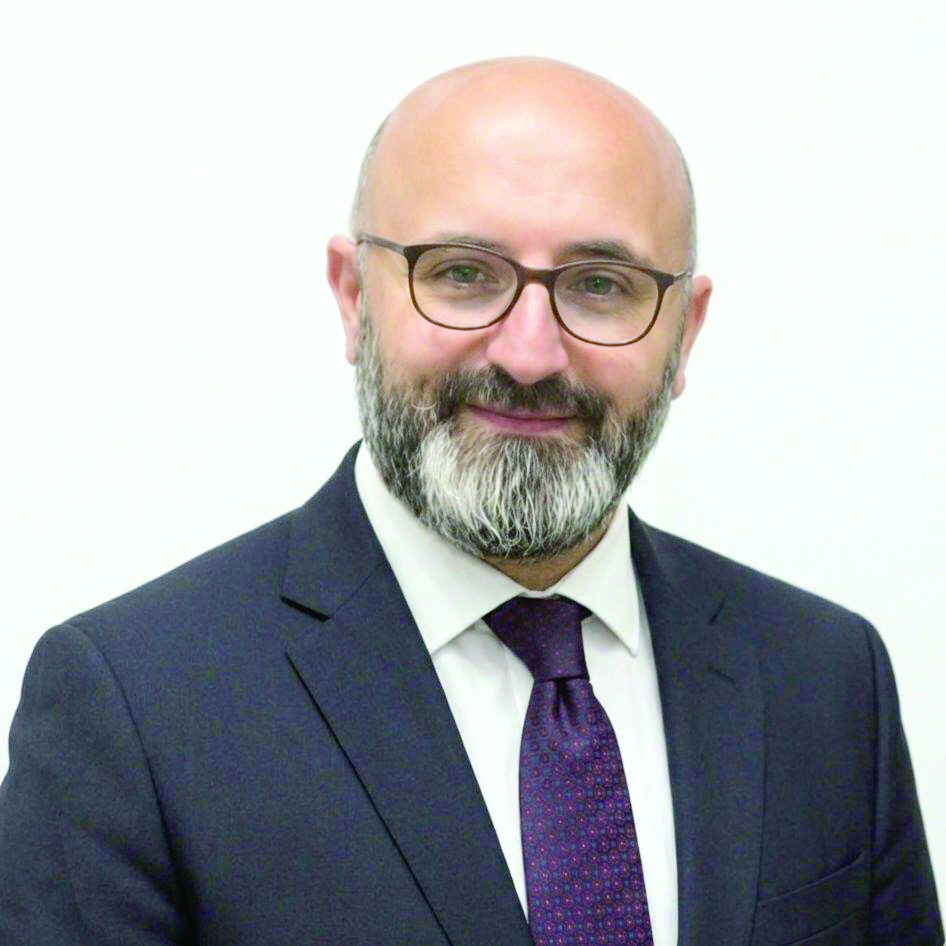 محمد عبدالجبار، متخصص فى مجال التأمين الطبى للشركات