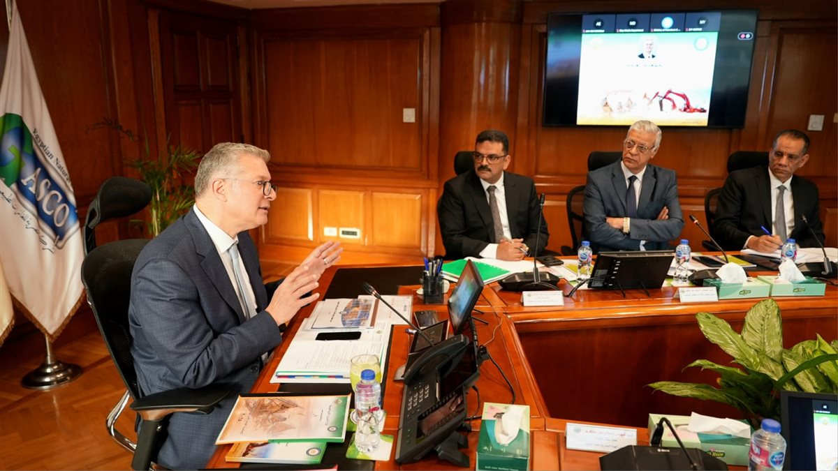 البترول: إقامة صناعات لتعظيم القيمة المضافة للفوسفات بشراكات وطنية ودولية&nbsp;