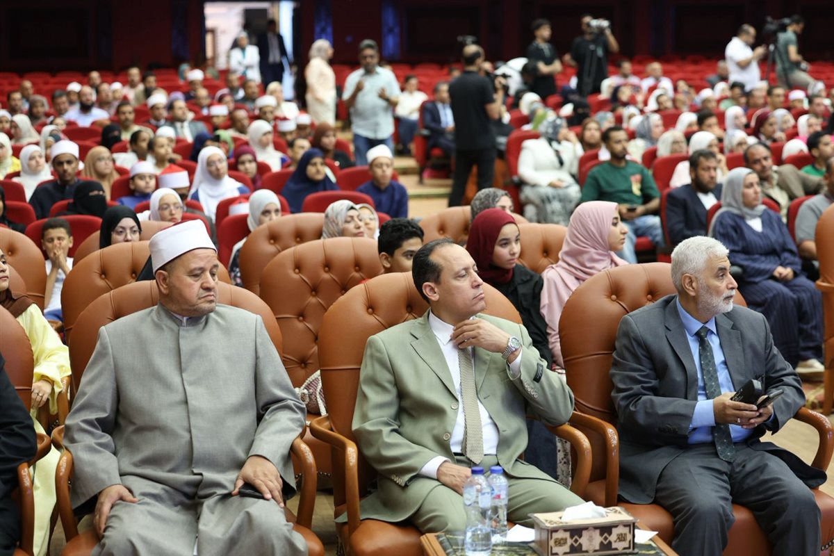 انطلاق الحفل الختامي للموسم العاشر من مشروع 