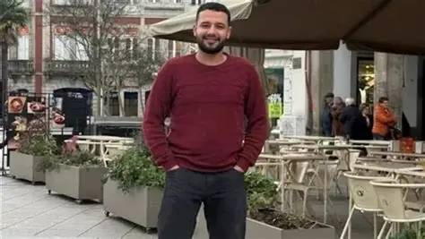 الشاب المصري أحمد محمود عبد العزيز محمود أبو الدهب