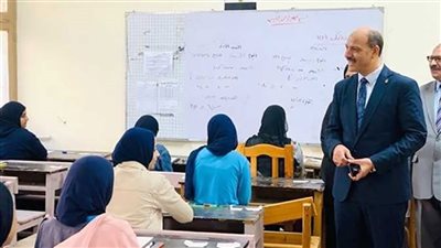 الإسكندرية تشدد لمنع الغش والهواتف الذكية داخل لجان الامتحانات 
