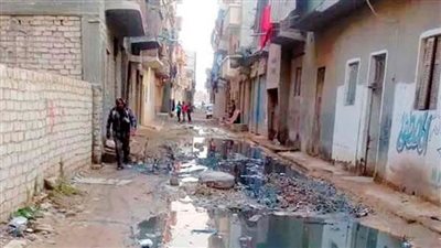 الإسكندرية.. العامرية تغرق في مياه الصرف الصحي