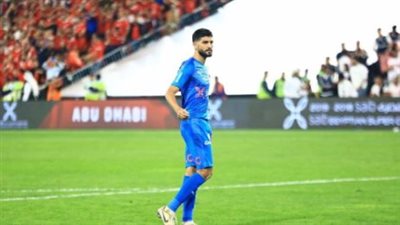 فرجاني ساسي يضرب الزمالك بعقوبة إيقاف القيد السادسة 