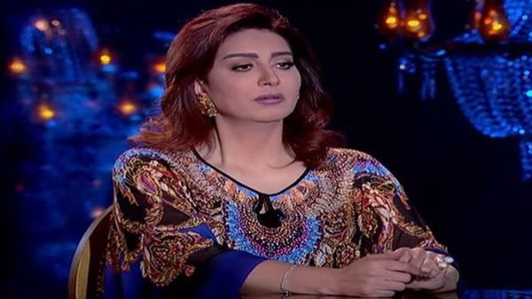 وفاء عامر تضع اللمسات الأخيرة لبرنامجها الجديد