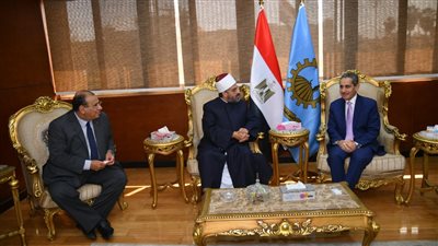 محافظ الغربية يشيد بمشاركة الشباب في الحوار الوطنى 