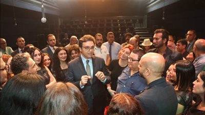 وزير الثقافة : مصر غنية بشبابها المبدعين وهم يمثلون نبض الشارع ويدفعون الأمة للأمام