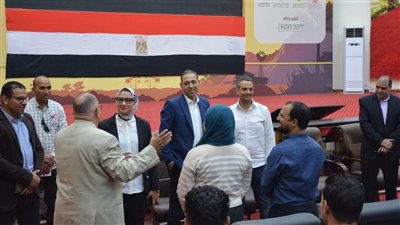 نائب محافظ الوادي الجديد تلتقي متدربي مركز إبداع مصر الرقمية