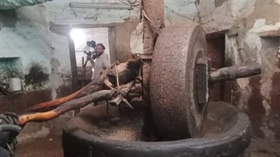إنتاج فيلم وثائقي عن معصرة الحج يونس والمسجد العمري بقوص 