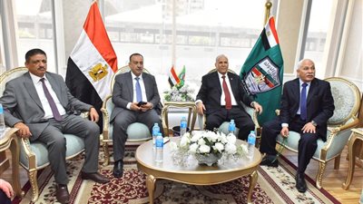 محافظ أسيوط ورئيس هيئة قضايا الدولة يفتتحان المقر الجديد للهيئة بحي شرق