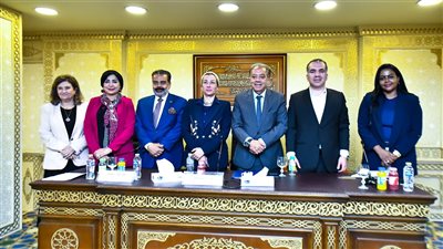 وزيرة البيئة تستعرض جهود مصر للتصدي لآثار تغير المناخ 