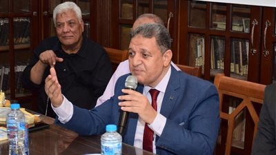 صابر حارص يشارك في ندوة المسابقات الأدبية العربية بمكتبة رفاعة رافع الطهطاوي