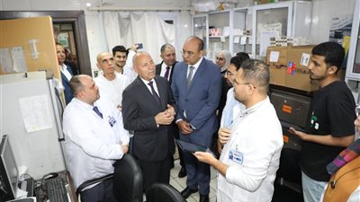 محافظ القاهرة: نضع تحسين الخدمات الصحية على رأس أولوياتنا .. صور