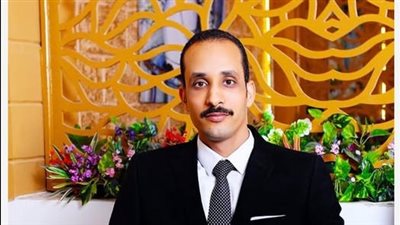 تعيين الدكتور عباس مصطفى وكيلاً لشئون التعليم والطلاب بحقوق قنا