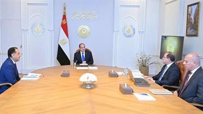 السيسي يتابع حزمة التسهيلات الضريبية الثانية مع رئيس الوزراء 