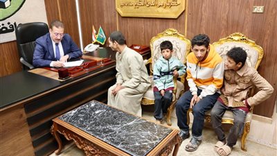 محافظ المنوفية يلتقى بذوى الهمم 