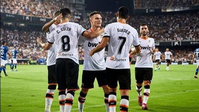 فالنسيا يتعادل مع رايو فاليكانو في الدوري الإسباني