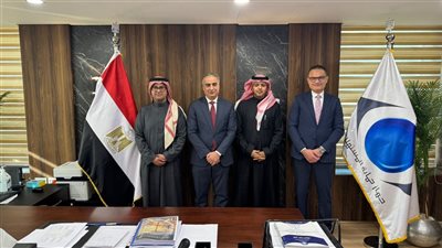 السجيني يبحث مع المستشار التجاري بالسفارة السعودية تعزيز التعاون وتبادل الخبرات