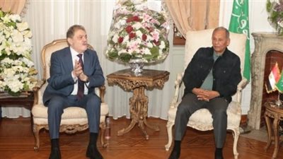 محمد أنور السادات: وجود السيد البدوي على رأس الوفد يشجع على بناء كيان سياسي قوي
