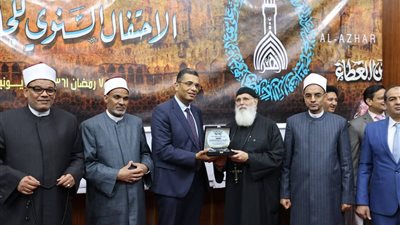 محافظ البحر الأحمر يشهد احتفالية المنطقة الأزهرية بمرور 1086 عامًا على تأسيس الجامع الأزهر