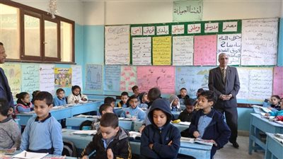 جولة مفاجئة لوكيل تعليم قنا لمتابعة الأداء والانضباط بمدارس أبو تشت 