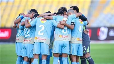 الاهلى بزيه البديل فى موقعة الترجى التونسى بدروى ابطال افريقيا 
