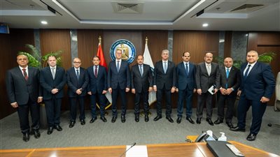 وزير البترول يشهد أعمال الجمعية العامة لشركة 