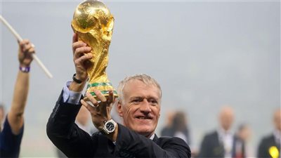 ديشامب يعلن قائمة منتخب فرنسا لوديتين البرازيل وكولومبيا