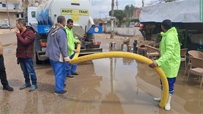 محافظ الشرقية: تنسيق كامل بين الأجهزة التنفيذية حتى رفع تجمعات مياه الأمطار