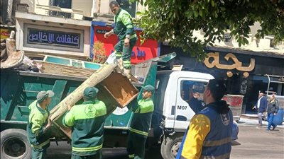 حملة مكبرة لرفع الإشغالات بشارع محمد فريد وسوق الاثنين بحي عابدين