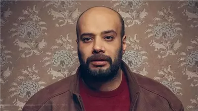 بناء على طلب الأسرة.. منع التصوير في جنازة والد الفنان حاتم صلاح