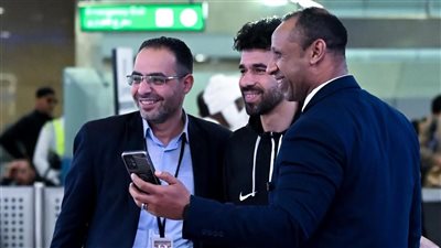 استقبال حافل لبعثة الزمالك في الجزائر 