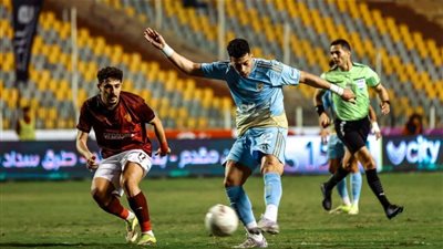 الأهلي ينتظر هدايا المنافسين لحسم لقب الدوري