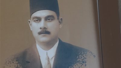 «أحمد أمين.. أديب القضاة وقاضي الأدباء» إصدار جديد لهيئة الكتاب 