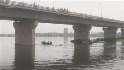 إنقاذ مشرفة تمريض من الإنتحار ألقت بنفسها وولديها من فوق كوبرى دندره فى نيل قــنا