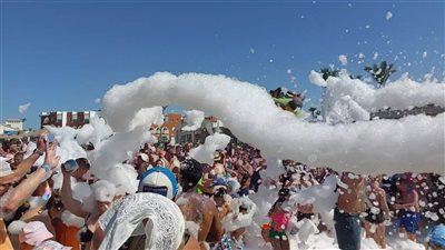 مهرجان فوم في أجواء احتفالية بالغردقة ثالث أيام عيد الأضحى