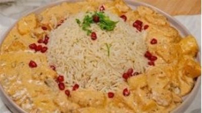 جددى سفرتك.. طريقة تحضير دجاج بانيه بالصلصة البيضاء