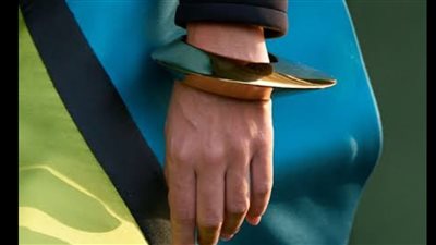 خطوات تنسيق الإكسسوارات العصرية مع إطلالاتك اليومية