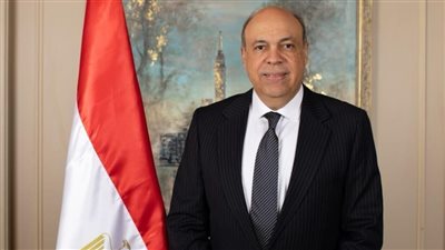 الحفني يهنئ العاملين بالطيران المدني بالعام الهجري الجديد 