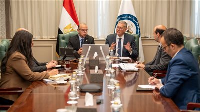 لجنة مشتركة بين البترول والاستثمار لتعزيز التمويل