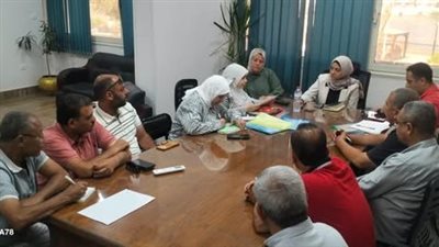 القليوبية تعقد اجتماعًا للبت في طلبات وحدات الطعام المتنقلة بالمدن