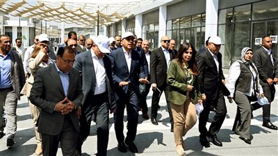 رئيس الوزراء يتفقد معدلات الإنجاز بمشروع حدائق تلال الفسطاط