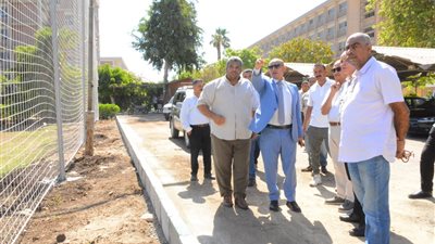 نائب رئيس جامعة أسيوط يتابع أعمال التطوير والصيانة بمساكن أعضاء هيئة التدريس