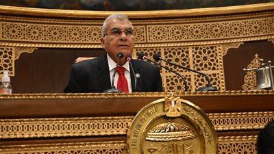 الشيوخ يبدأ مناقشة تعميق الصناعة المصرية وتحديثها 