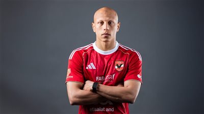 عمرو الجزار على أعتاب الرحيل.. عموتة يعيد تقييم الصفقة والأهلي يرفض التفريط المجاني