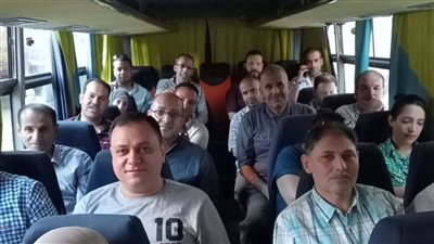 فرعية المعلمين بملوي وديرمواس تتابع نقل المنتدبين لامتحانات الثانوية العامة بوسائل آمنة
